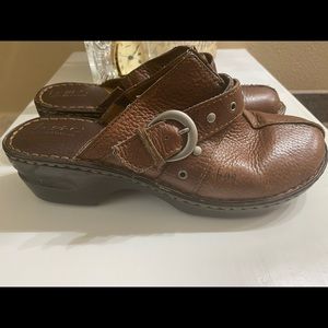 Women’s B.O.C.Clogs